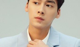 新瓜最新爆料李易峰图片,独家图片揭秘明星私生活